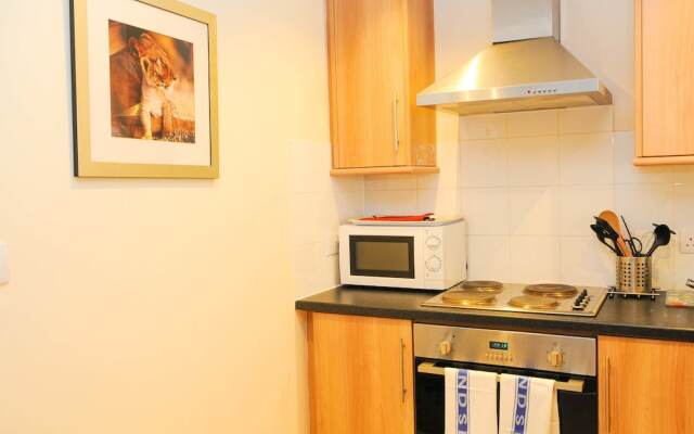 Your Stay Bristol Cotham Lawn