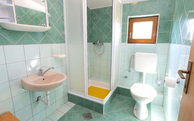 Apartments Orange 709