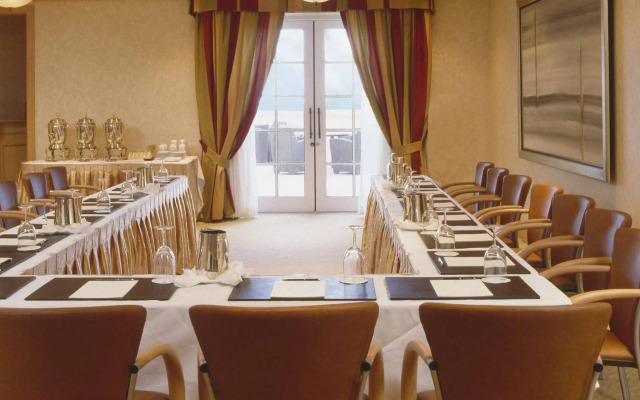 Acqualina Resort & Residences On The Beach