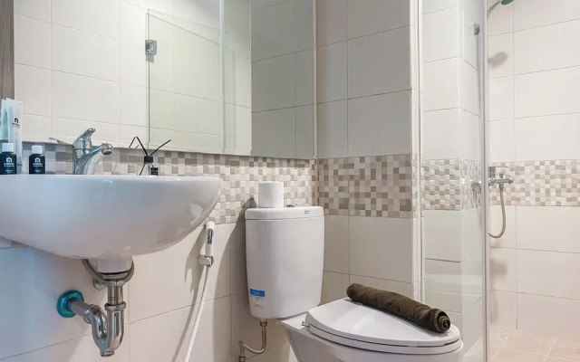 Comfort And Well Furnished 2Br Tamansari Iswara Apartment