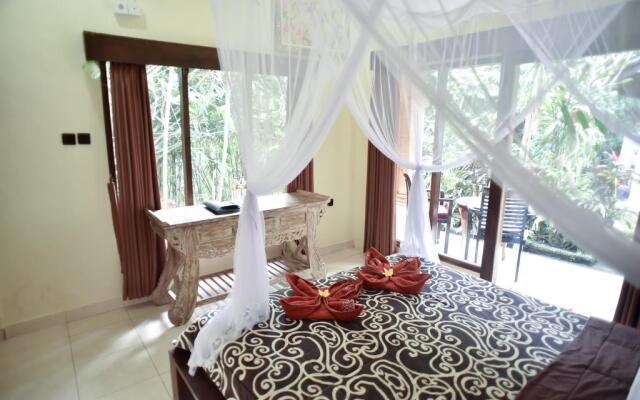 Omah D'Taman Hotel by EPS