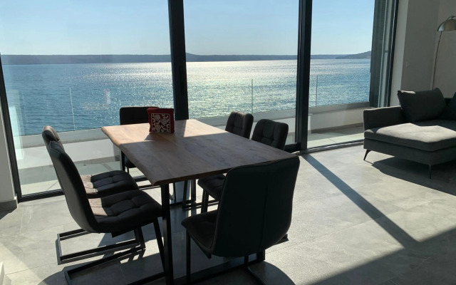 Palms & Beach Maslenica