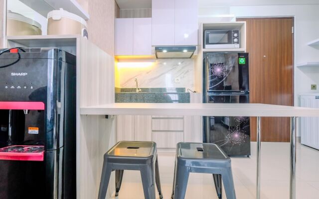Comfy And Modern 2Br At Transpark Cibubur Apartment