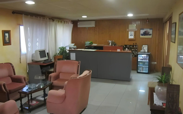 Hostal Al-Qazeres