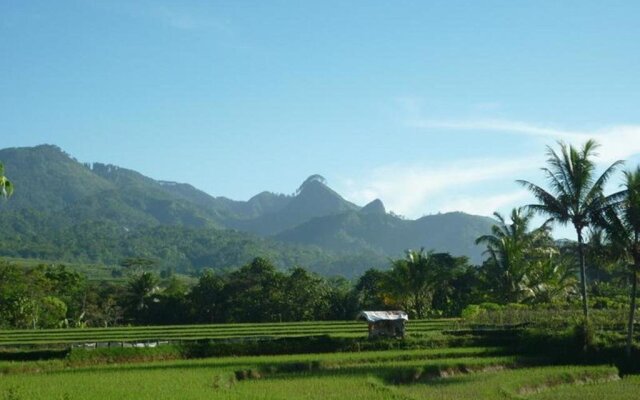 Villa Sumbing Indah