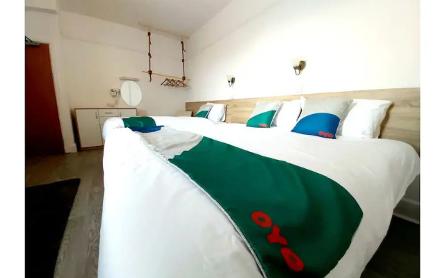 Hankinson Road by Oyo Rooms