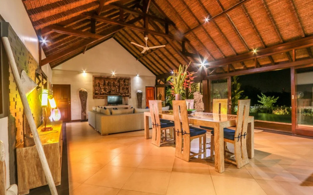Villa Luna Maya