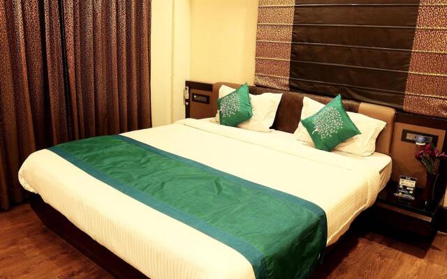 OYO Premium New Alipore South Kolkata