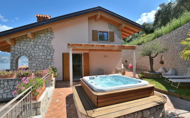 Paradise Apartment