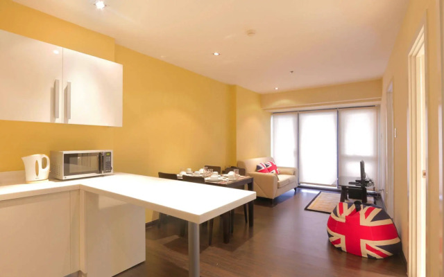 SIGLO SUITES @ The Knightsbridge Residences
