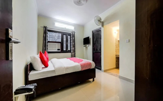 Kamal Palace By OYO Rooms