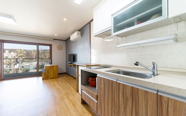 Jungmun Oasis Pension