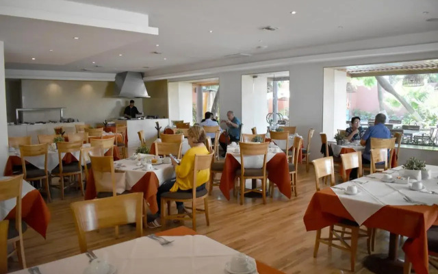 Hotel Palacio Azteca Tijuana, Trademark by Wyndham