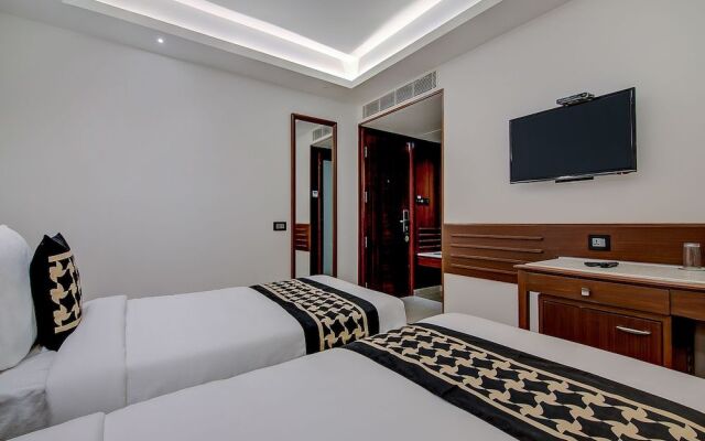 Edition O 30012 Near Malleswaram