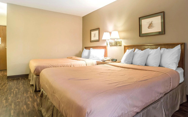 Econo Lodge Inn and Suites Sandy