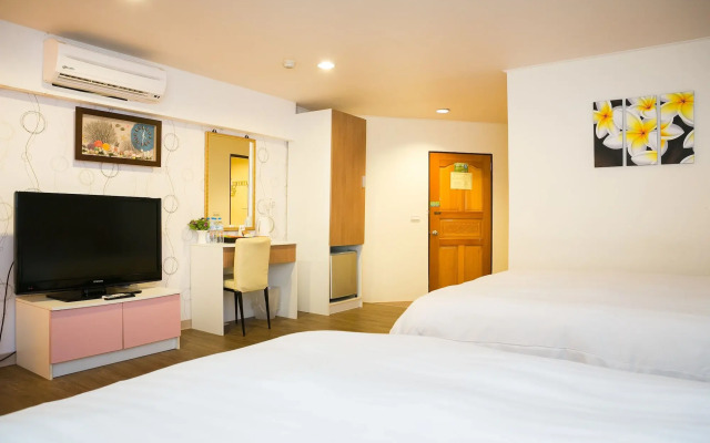 Loveme Resort