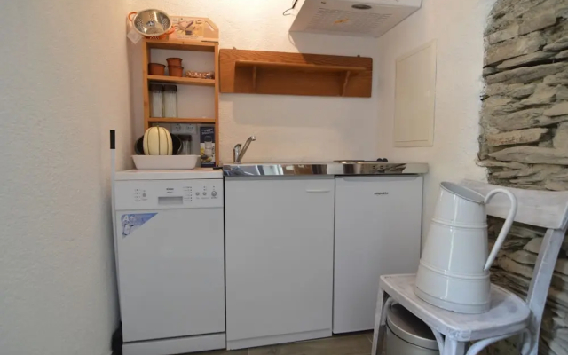 Cozy Apartment in Immerath near Fishing