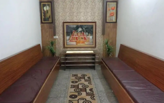 Goroomgo Hotel Ishan Katra