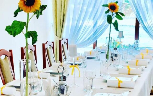 Gościniec i Restauracja Salton