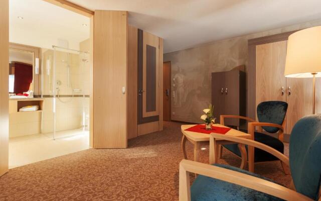 Villa Ludwig Suite Hotel & Chalet