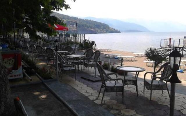 Kire Apartments