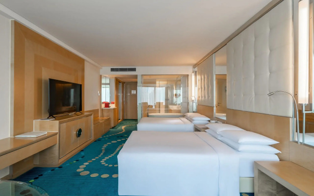 Renaissance Shanghai Yu Garden Hotel on the Bund