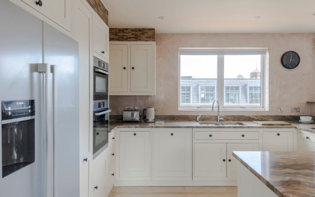 The Eyre Suite Penthouse - Farringdon - by Frankie