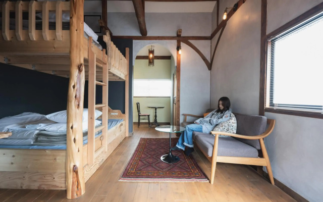 Traditional Apartment - Hostel