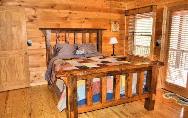 Snuggled Inn - Blue Ridge Ga