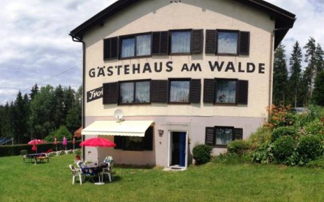 Gästehaus am Walde - Familie Troller