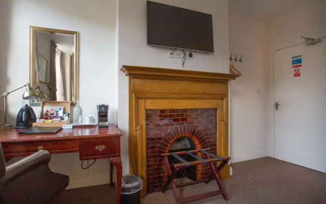 The Captain Cook Hotel