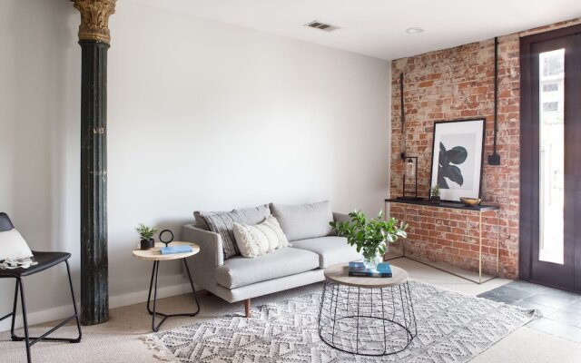 Architectural 1BR in Irish Channel by Sonder
