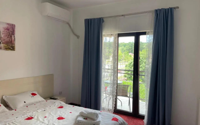 Apartament Lora