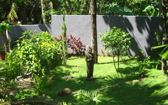 Lovina Villa Resort Puri Bulan