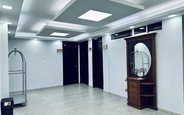 Hotel Tiwintza Internacional