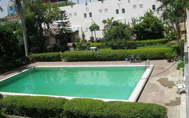 Hotel Navaratan Palace