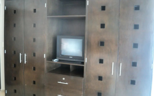 Condo Amalfi 104 by Playa Paradise