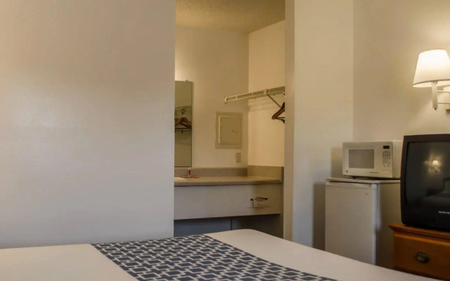 Econo Lodge Crystal River