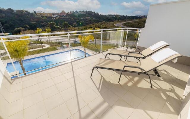 Apartment La Cala With Pool