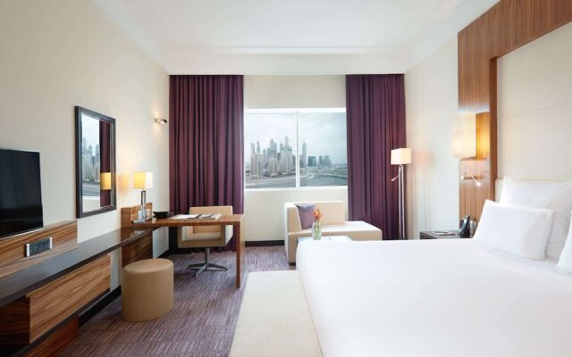 Pullman Dubai Jumeirah Lakes Towers - Hotel and Residence