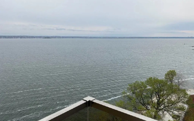 Solid Residence