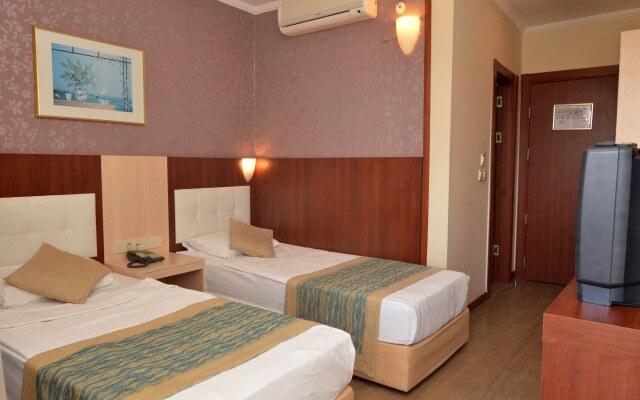 Artemis Princess Hotel