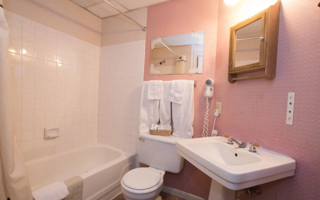 Biltmore Suites Hotel