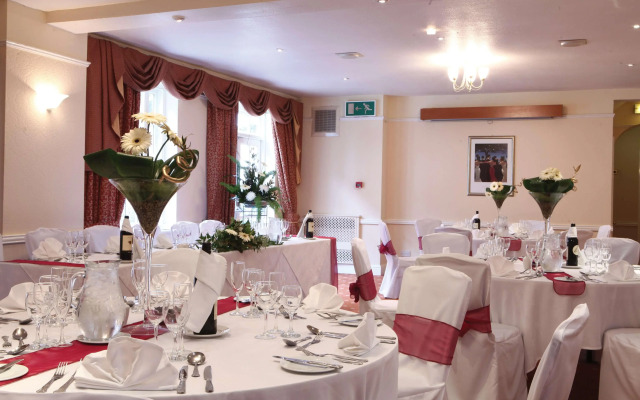 Lion Hotel