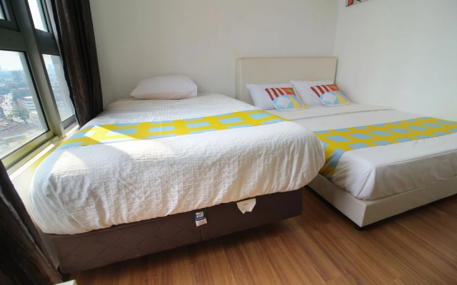 OYO Home 572 Classy 2 Bedroom Taragon Puteri