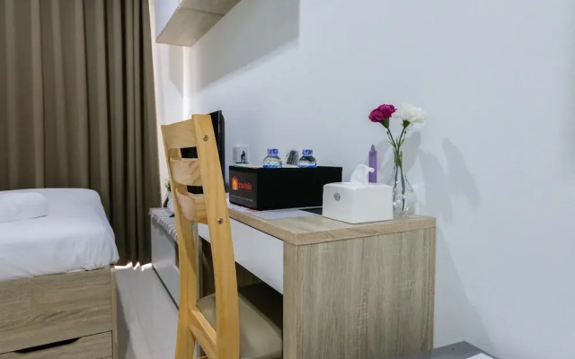 Elegant Studio Apartment at Springwood Residence