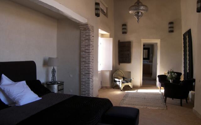 Palais Villa Talaa Resort