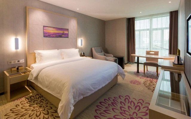 Lavande Hotel Foshan West Railway Station Shishan University Town