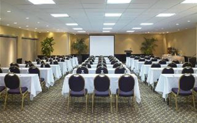 Radisson Resort Miami Beach