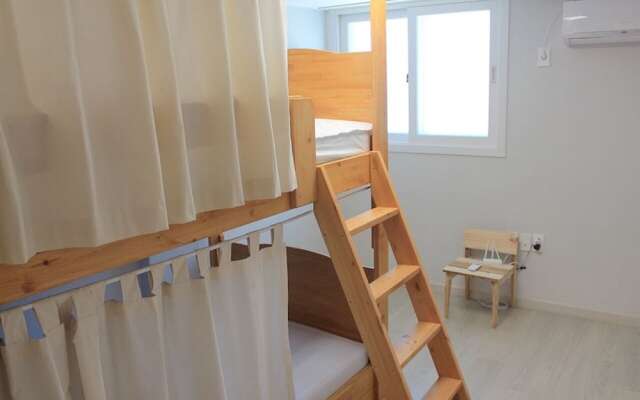 Syuming Guesthouse - Hostel